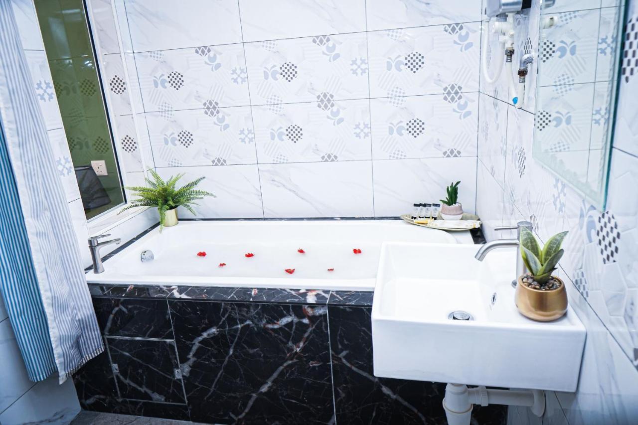 Hotel Ghazrins Desaru Pengerang Zewnętrze zdjęcie